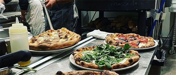 Wood-fired pizzas at Pizzeria Bianco | Instagram: @pizzeriabiancolosangeles